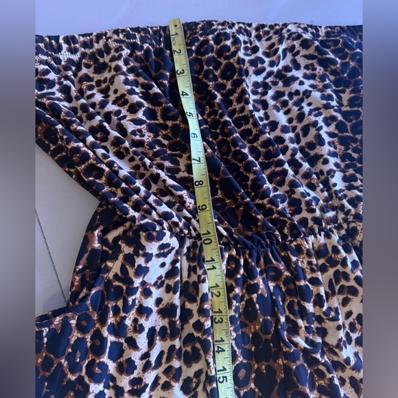 Plus Size Women’s sleeveless Leopard Print Jumpsuit size 3X pre-owned wide leg - Picture 12 of 16